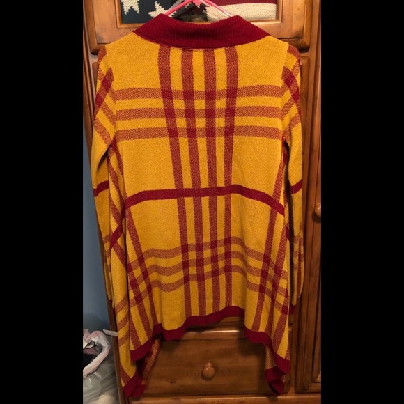 Cardigan - Picture 2 of 2